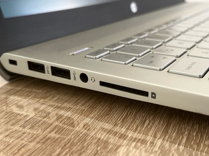 HP laptop Intel I5-Windows 11-8GB-SSD 500 read more. .