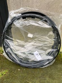 Wheel rim protectors for Tesla (5 pack, with one spare). 21 Inch.