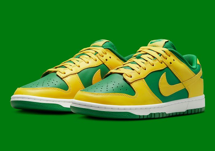 Nike Dunk Low Reverse Brazil UK 10 / US 11 DEADSTOCK