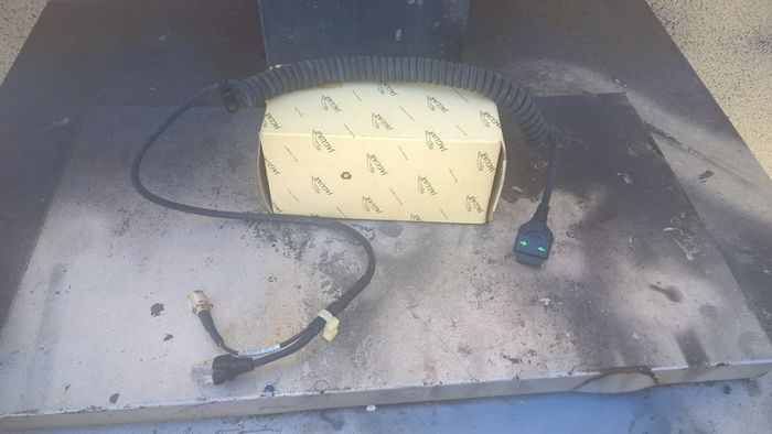 Genuine Original Jaguar In Car Phone Extension Harness Cable LJB 7328CA