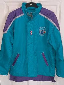 Very rare vintage 1990s Charlotte Hornets jacket size large
