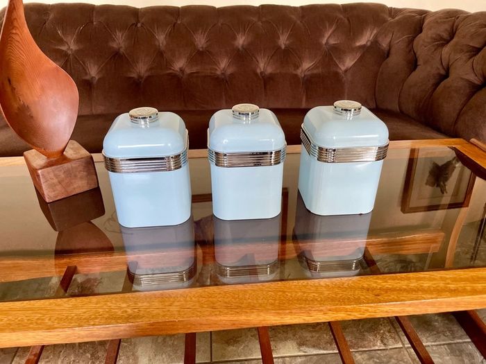 3 Swan Retro Enamel Airtight Storage Containers Powder Blue 1 litre