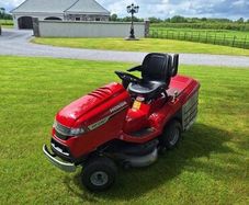 Ride on lawn mower