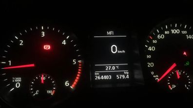 Passat B7 / CC clocks full screen digital speed + needle sweep