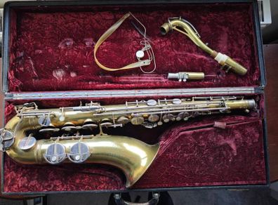 SML Gold Medal Saxophone