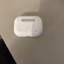 Air pods pro .static sound Image 2