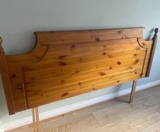 wooden head board