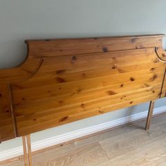 wooden head board
