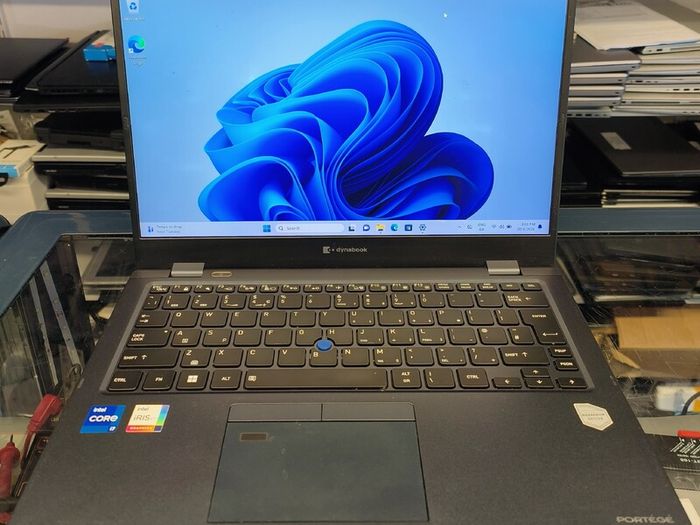 Dynabook Portege X30L 13.3" FHD i7-1260P (12th Gen) 8GB 500GB SSD Windows 11 Pro, Blue - Intel iRIS Xe Graphics