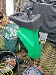 Garden shredder