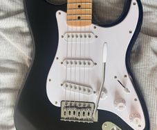 Fender Squier Sonic
