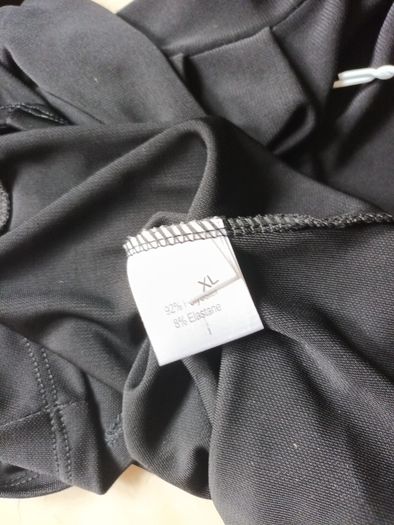 Saloon Black Top.  S.- XL - 18.   B.N.W.T