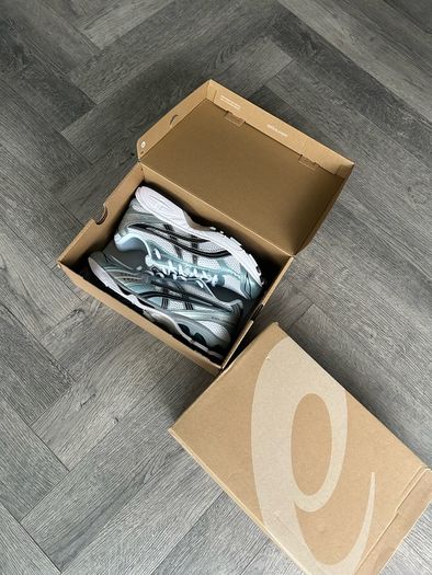 Asics Kayano 14