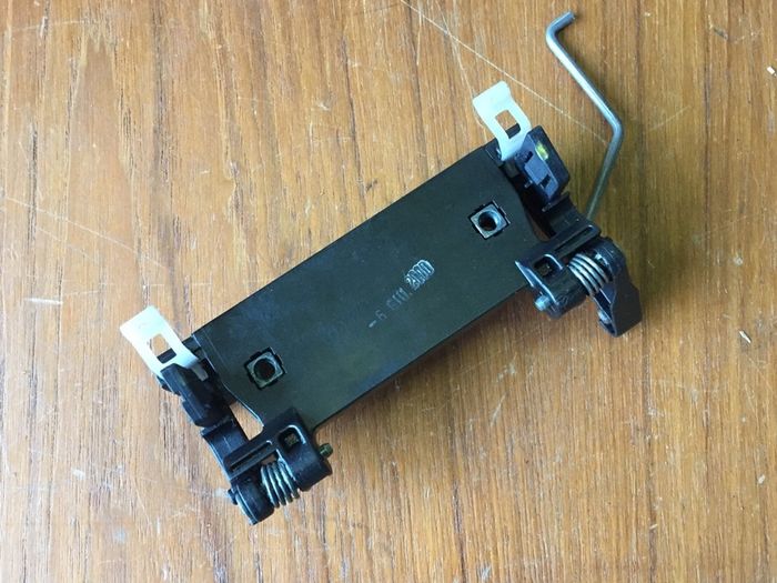 RH Door Handle Mechanism (Alfa Romeo 145)