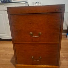 Solid wood cabinet drawer