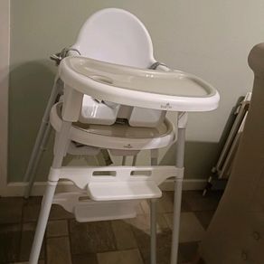 2 x Toddler High Chair (ONLY 1 LEFT)