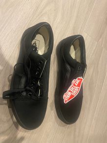 Vans 'Off the Wall'. - Old Skool range