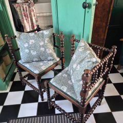 Arts&Crafts  pair of Oak Bobbin Antique corner chairs