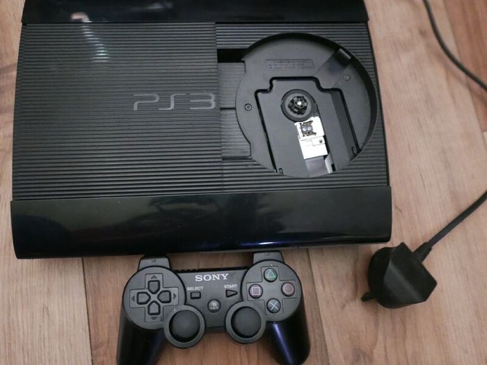 PS3 Sony PlayStation 3 - Super Slim