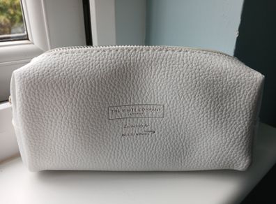 Small make-up bag from BA, with socks