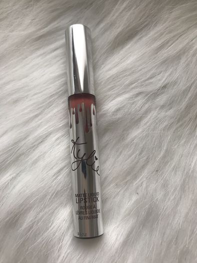kylie cosmetics matte liquid lipstick in CANDY K genuine