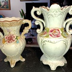 2 Capodimente vase price for both
