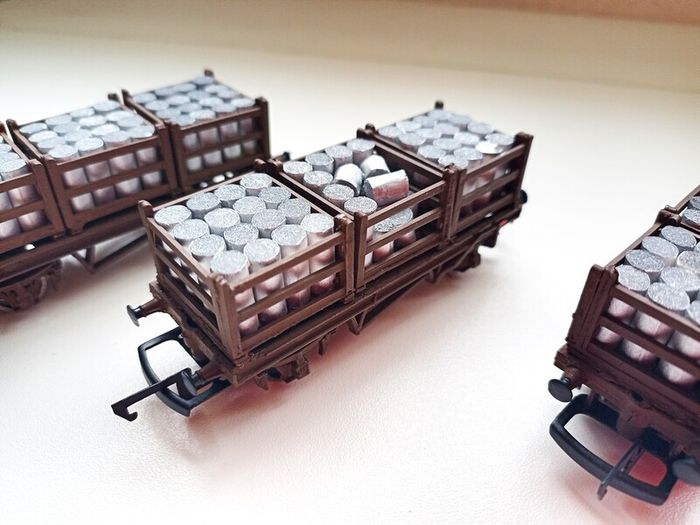 Model  Railway Irish Guinness Wagons
