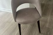 Excellent Condition Occasional Chair
