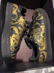 Versace shoes size 44