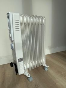 WarmLite Oil Filled Radiator Heater Excellent Condition