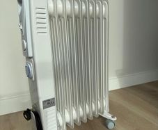 WarmLite Oil Filled Radiator Heater Excellent Condition