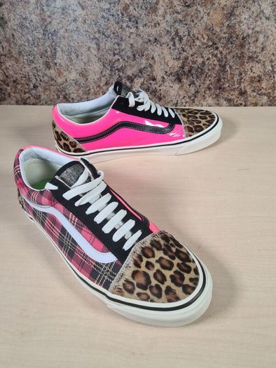 mens VANS ENGLISH INVASION SEX PISTOLS trainers runners shoes tartan pink leopard Size UK 8.5 EU 42.5 RARE