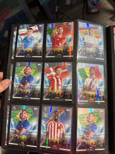 football cards + binders (offers Welcome )