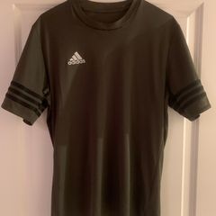 Adidas t-shirt