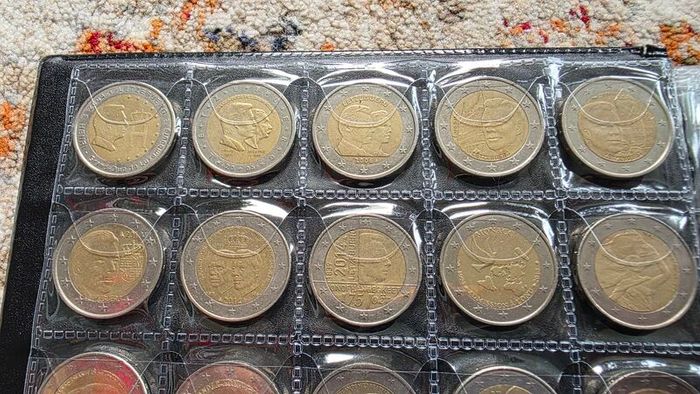 2 euro coins