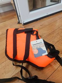 Brand new x small dogs life jacket