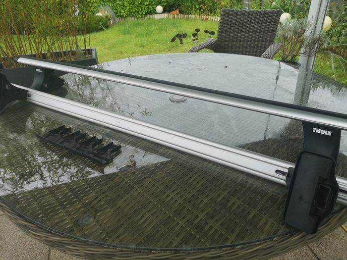 Thule roof bars