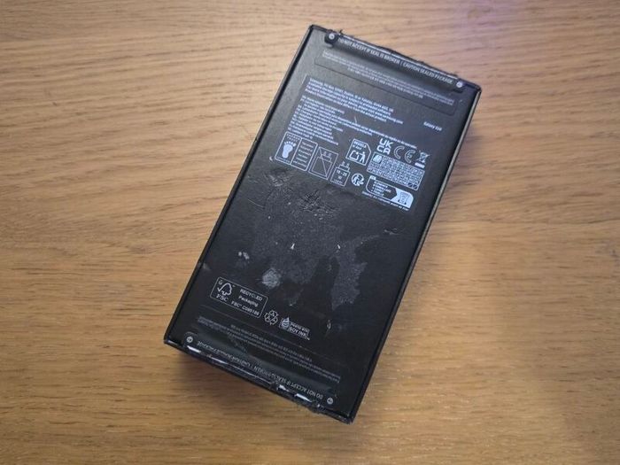 Samsung S24 Box