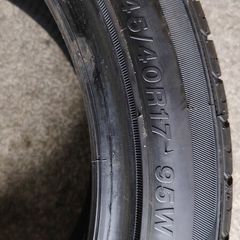 Tyre 245/40/R17 as new