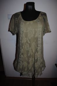 Cellbes khaki lace tunic size UK14/16 EU42/44 Postage included