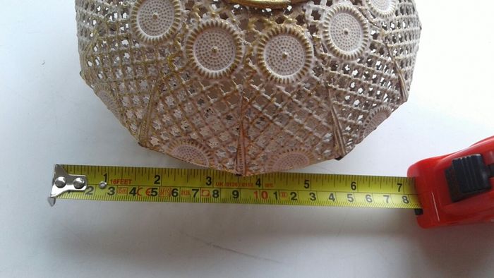Decorative metal candle holder