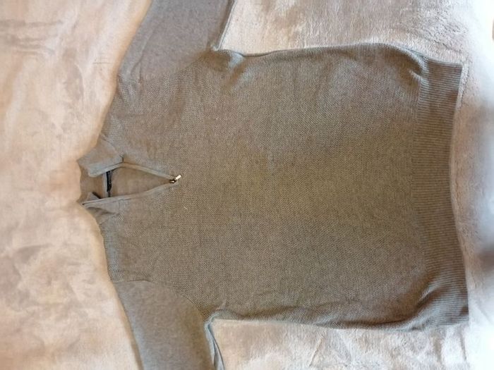 mens top medium