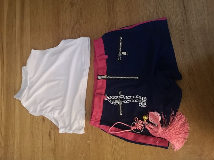 KPop Rumi costume x2 , wig, boots and jewellery