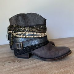 Leather cowboy ankle boot