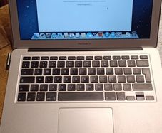 apple macbook air A1466