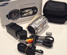 Samsung SMX-F33SP Camcorder - Used, Good Working Condition with 3-Month Warranty
