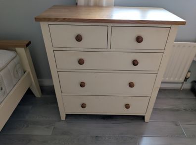 Chest of Drawers