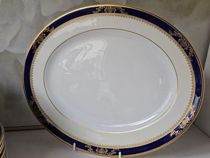 Royal Crafton Bone China "Viceroy" Dinnerware