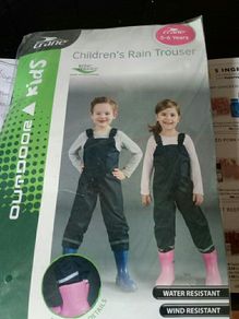 BNWT AGE 5/6 Rain Trousers