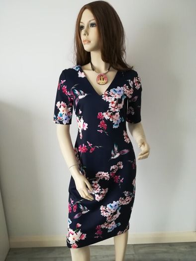dress with short sleeves, size 12